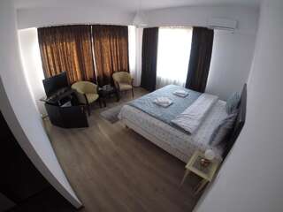 Проживание в семье Cochet Accommodation Пьятра-Нямц Улучшенный номер с кроватью размера «king-size»-3